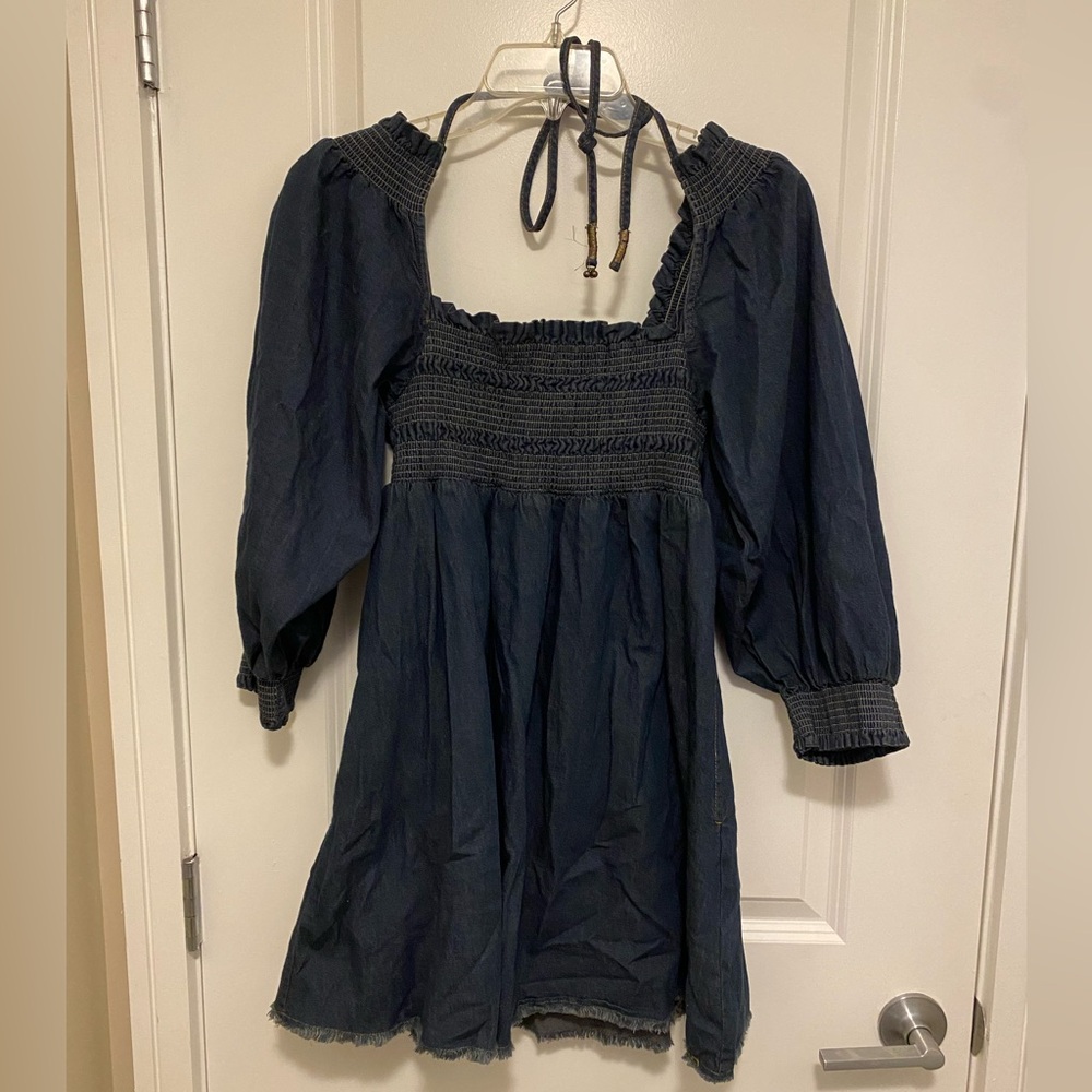 Free People This Is Everything denim Smocked Tie Neck Mini Dress M - Picture 6 of 12